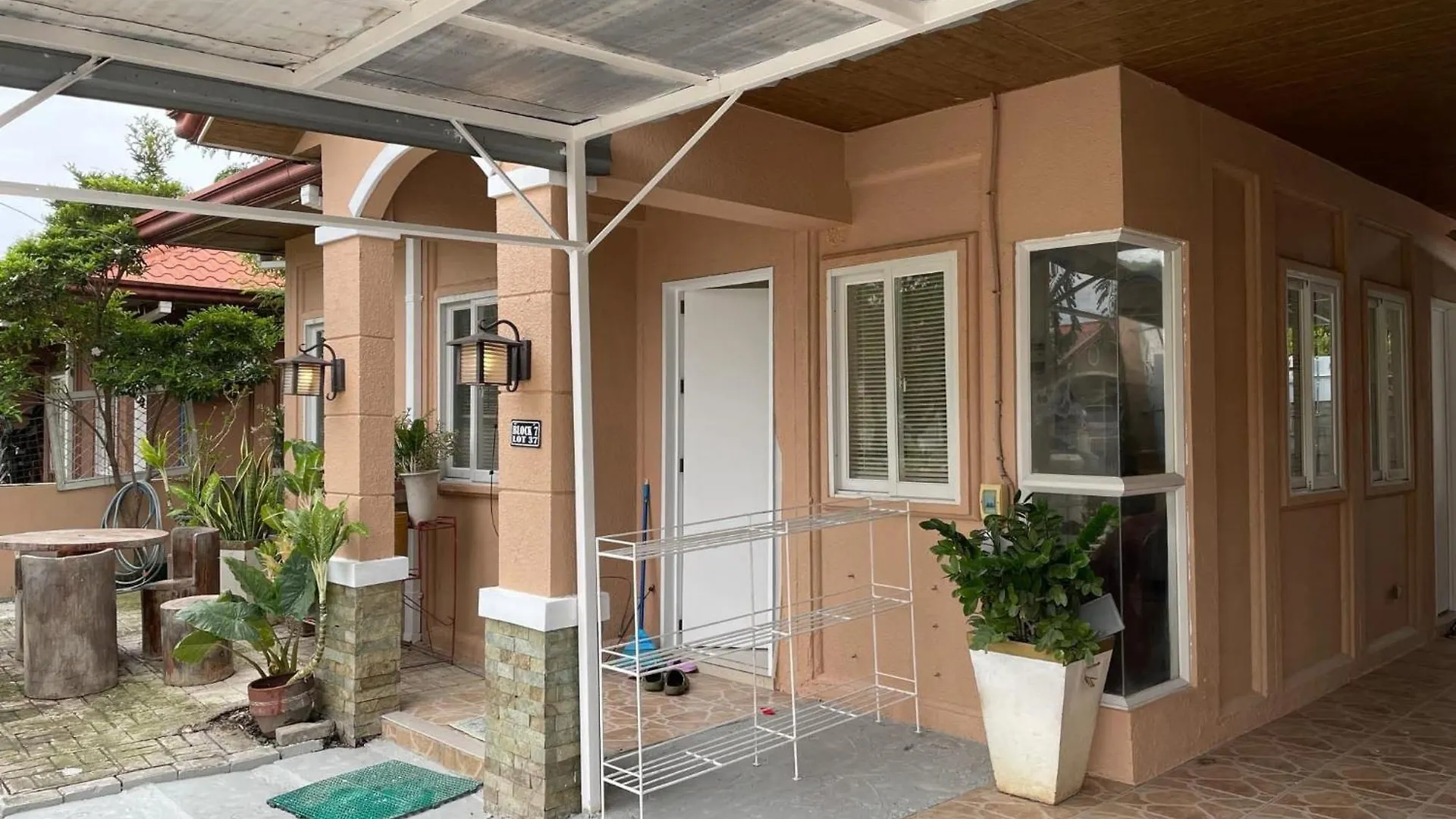 Nyaraló Casa Adhara Villa Davao City